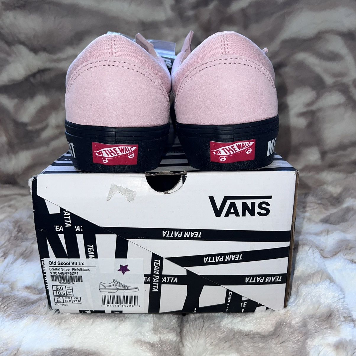 Patta × Vans VANS UA OLD SKOOL VLT LX patta mean eyed cat silver pink Size US 9 / EU 42 - 2 Thumbnail