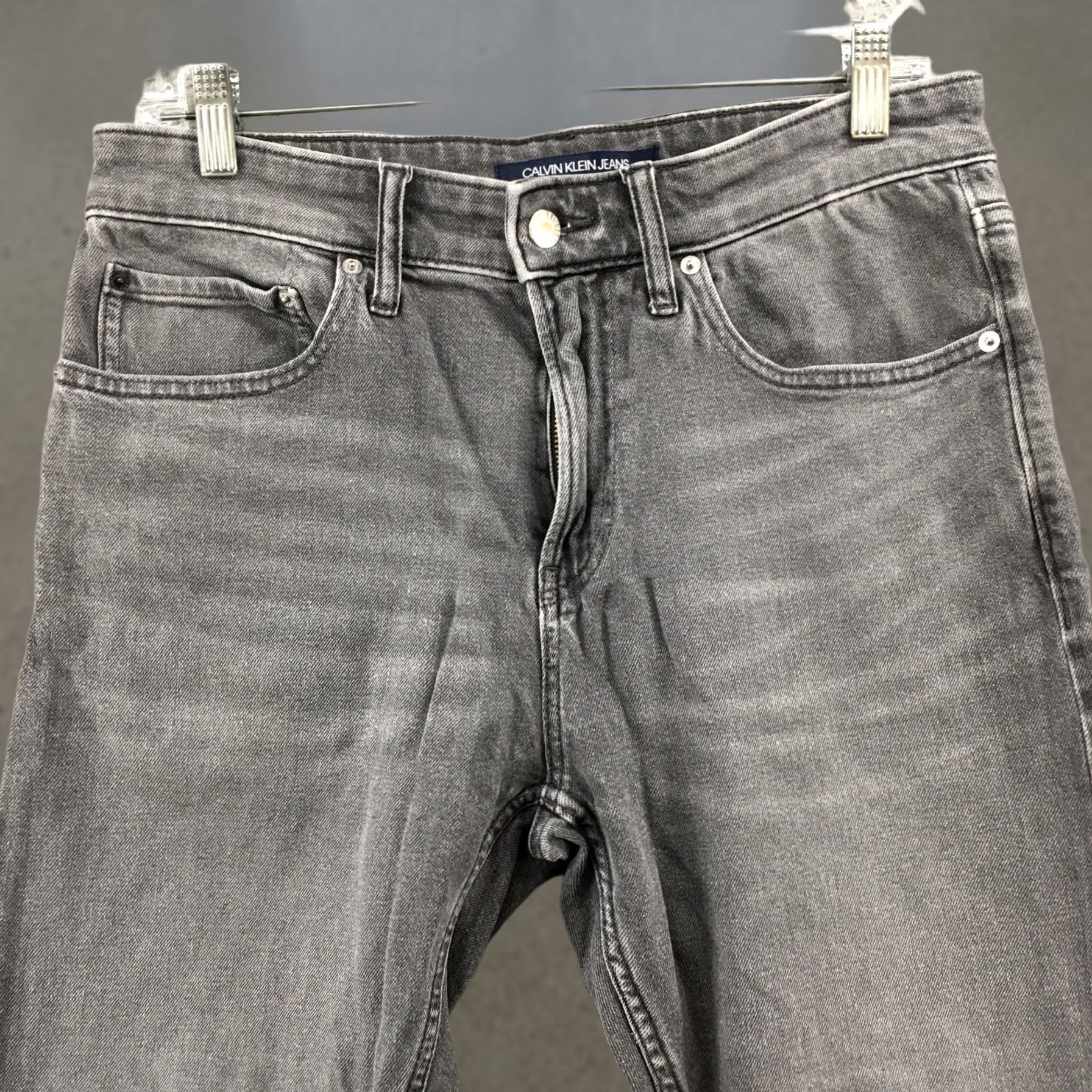 Calvin Klein Calvin Klein Skinny Jeans Mens 31 Gray Pocket Mid Rise Zip Denim 5-Pocket Regular Jeans Mens 31x29 Size US 31 - 1 Thumbnail