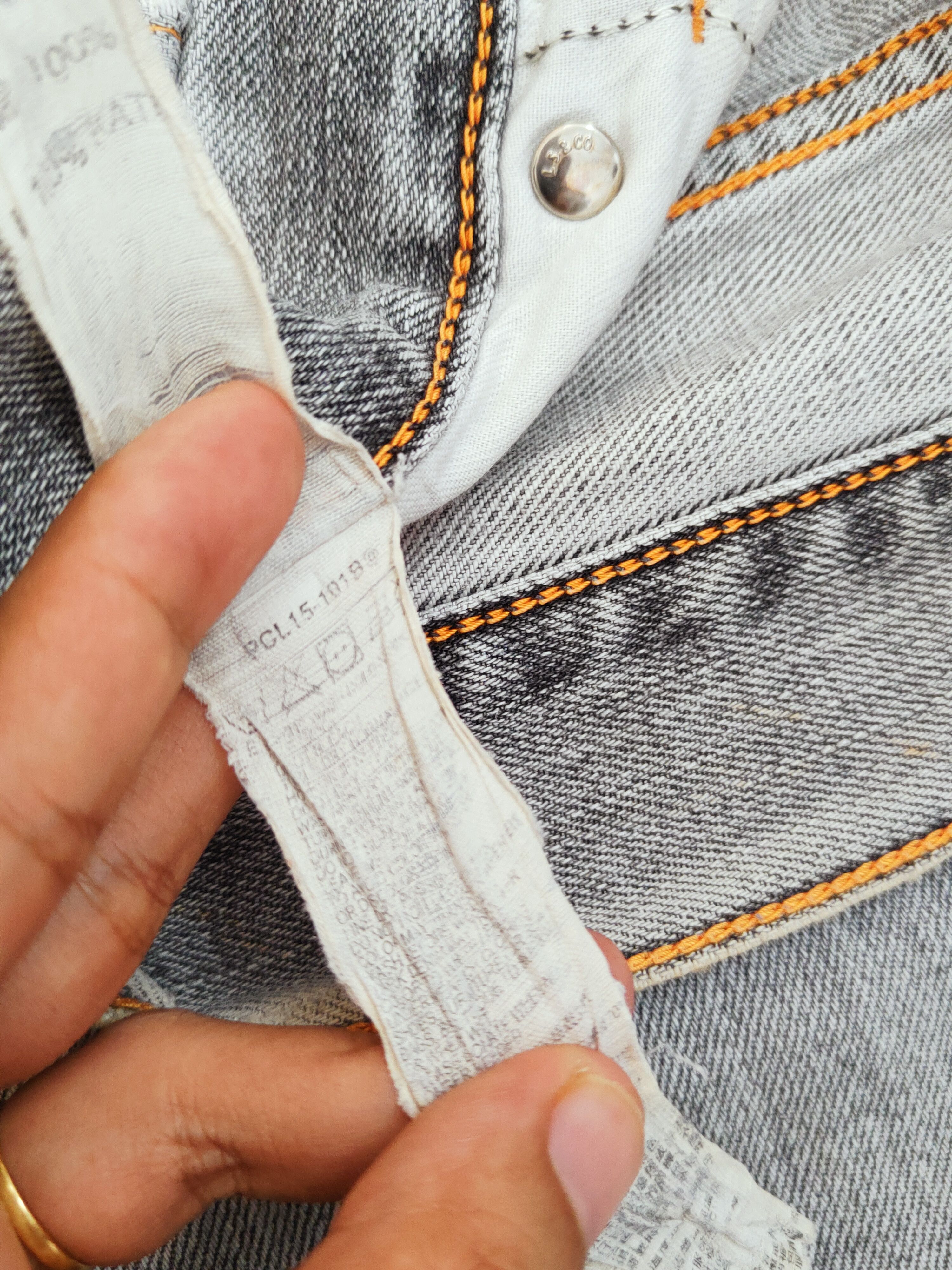 Levi's Levi's Gray Distressed Ripped Jeans #W695 Size US 31 - 16 Thumbnail