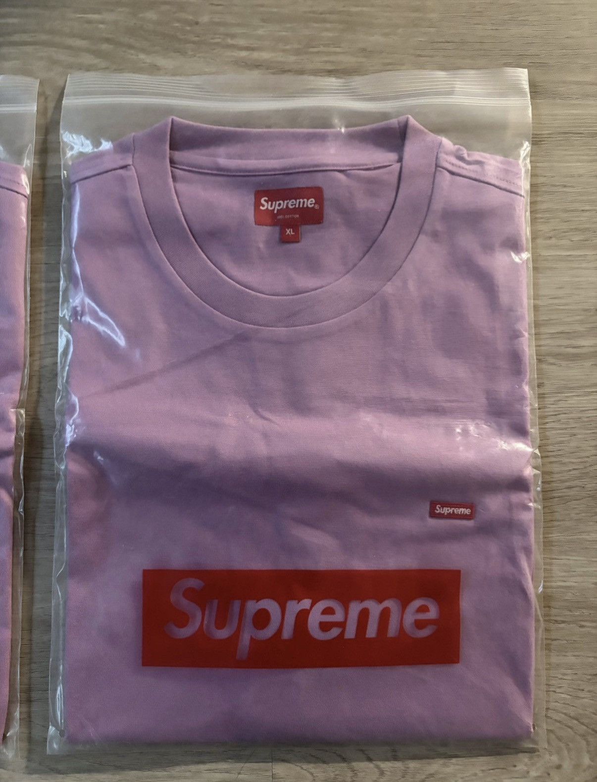Supreme Supreme Small Box Logo Tee Size US XL / EU 56 / 4 - 1 Thumbnail