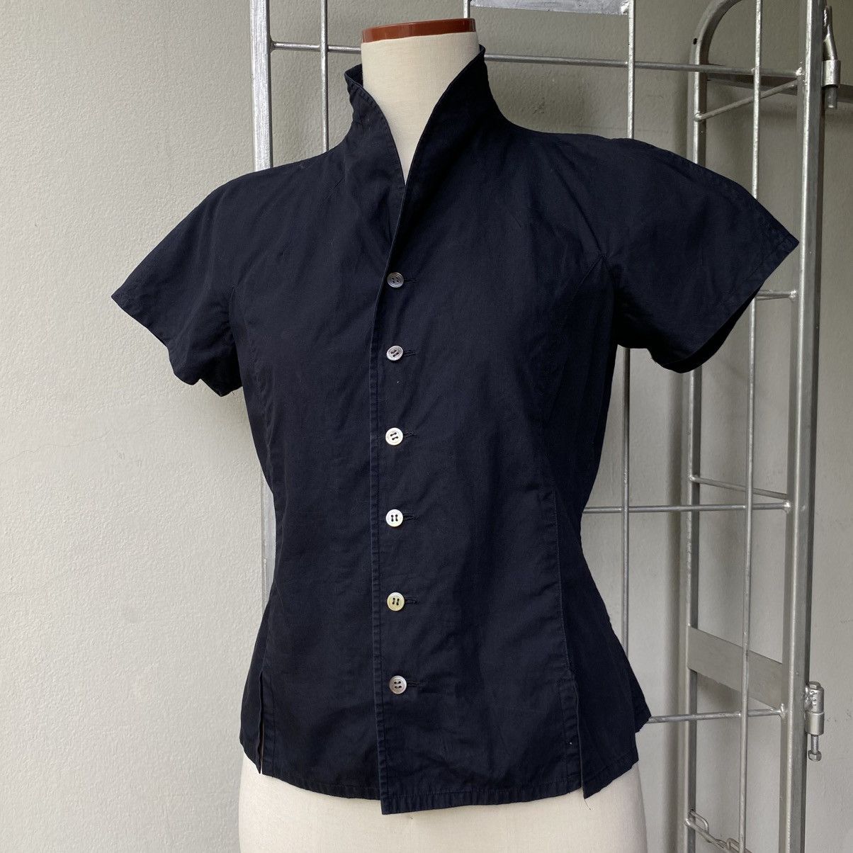 Zucca Zucca Black Short Sleeve Button-Up Blouse Size M / US 6-8 / IT 42-44 - 1 Thumbnail