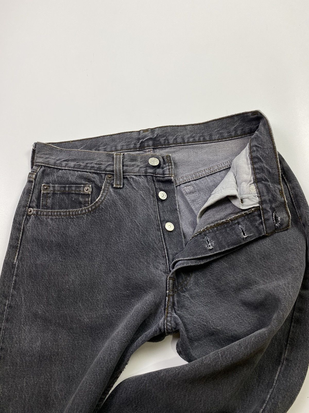 LVC vintage 80s levis 501 usa look so very gooood Size US 28 / EU 44 - 10 Thumbnail