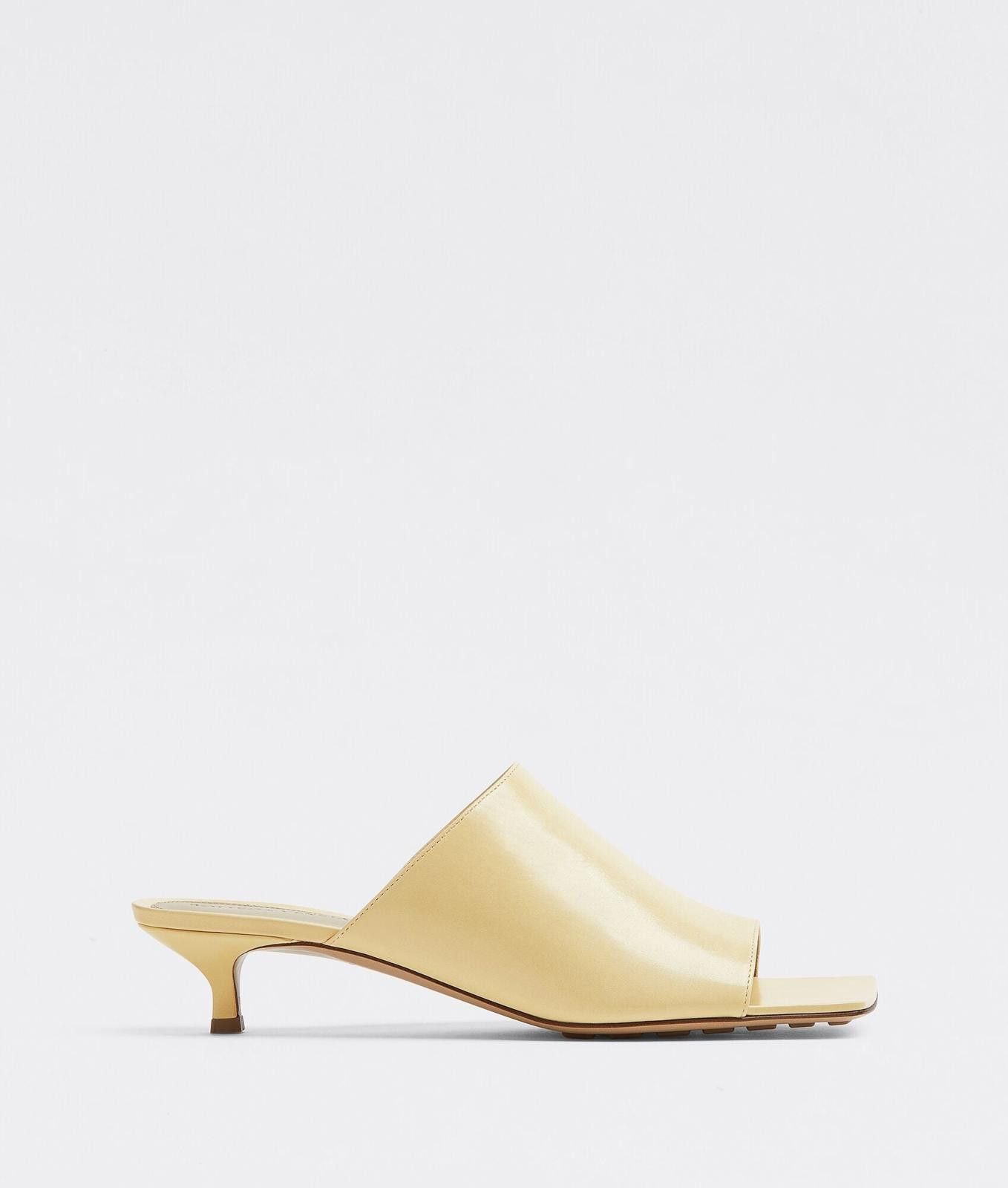Bottega Veneta Bottega Veneta Stretch Mules Size US 7.5 / IT 37.5 - 1 Thumbnail