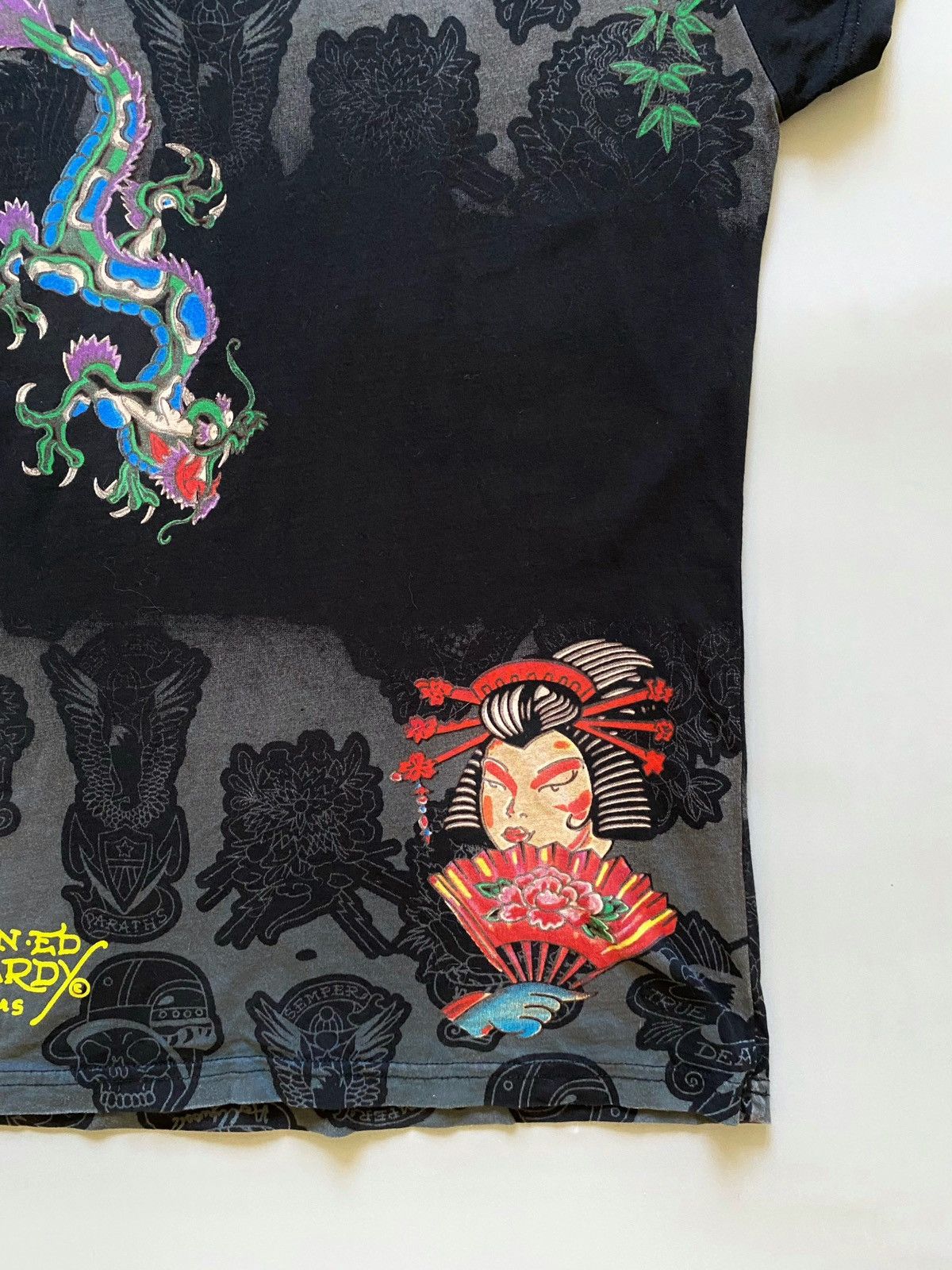 Ed Hardy Vintage Ed Hardy By Christian Audigier Overprint T-Shirt Size S / US 4 / IT 40 - 12 Thumbnail