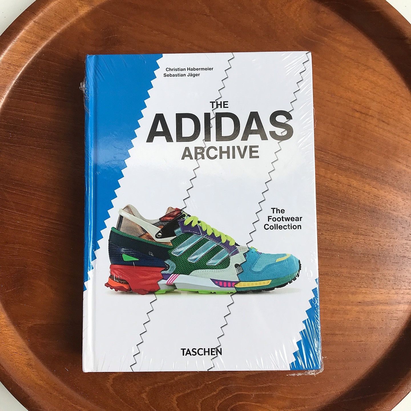Archive Adidas Sneakers ADIDAS ARCHIVE BOOK TASCHEN THE FOOTWEAR