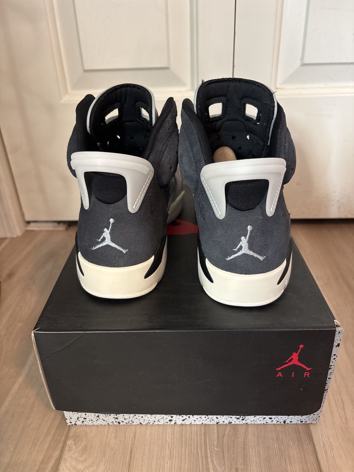 Jordan Brand × Nike Air Jordan 6 Retro Size US 8.5 / IT 38.5 - 4 Thumbnail