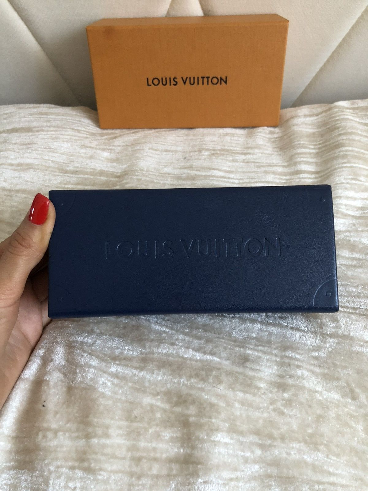 Louis Vuitton Flower Edge Round Sunglasses Size ONE SIZE - 7 Thumbnail