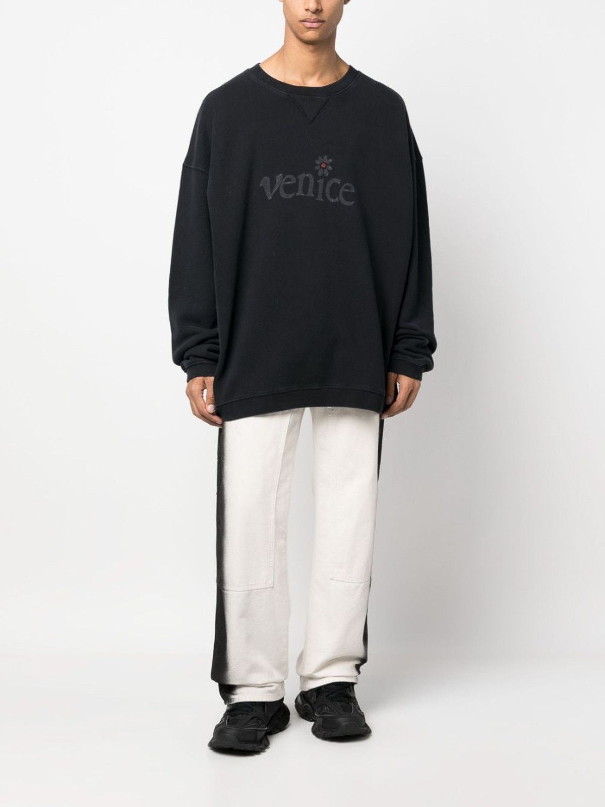 ERL o1y0125 Crewneck Sweatshirt in Black Size US XL / EU 56 / 4 - 5 Thumbnail