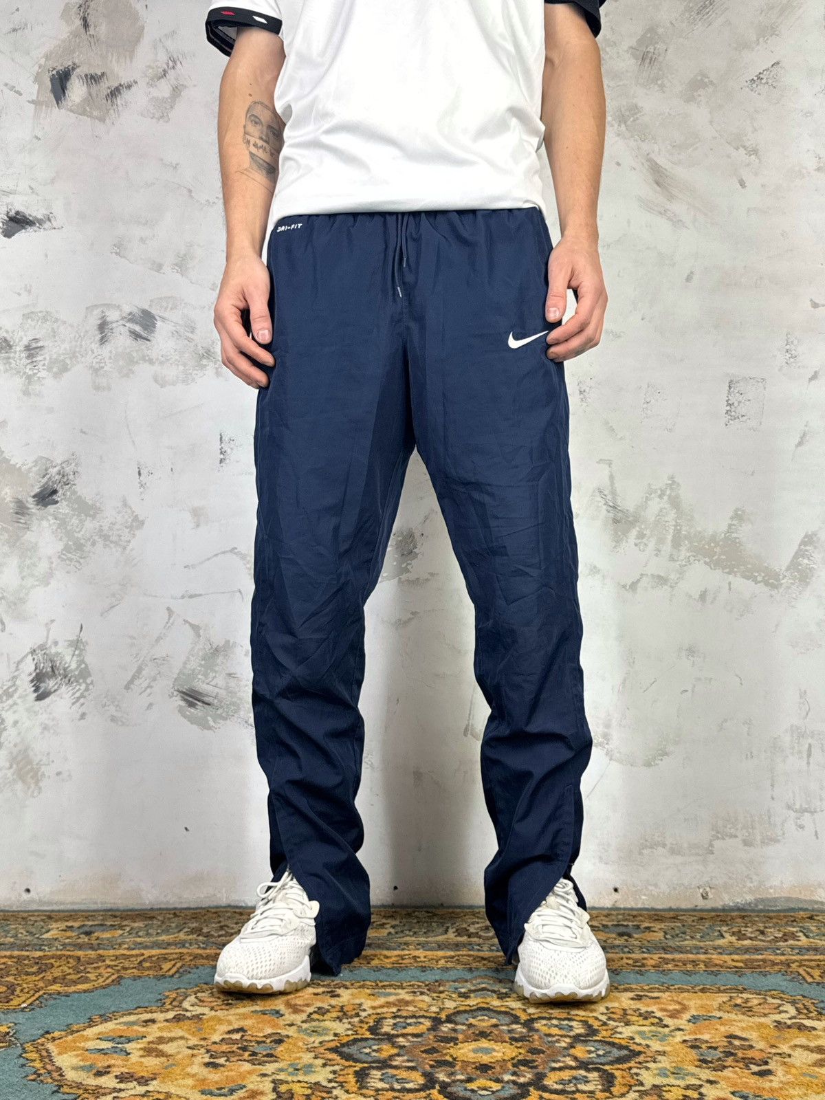 Nike Vintage Nike Dri-Fit Track Pants Size M Size US 30 / EU 46 - 2 Thumbnail