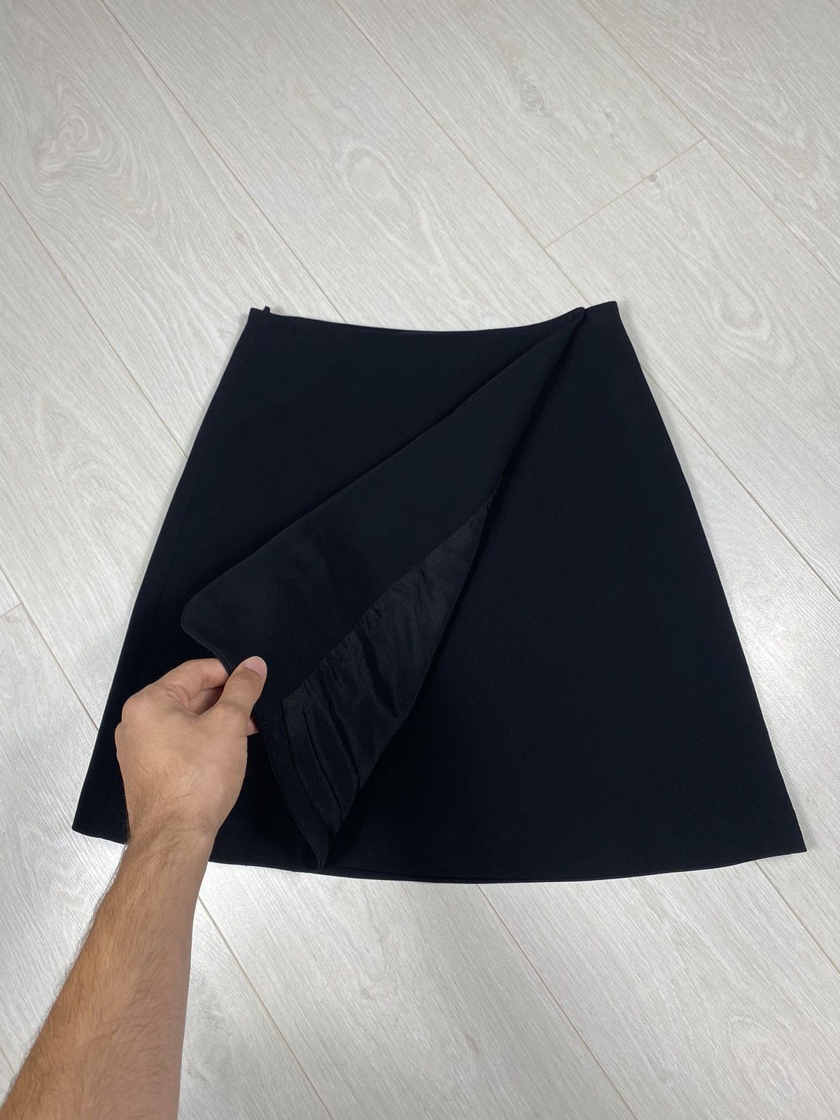 Max Mara × Vintage Max Mara Studio mini skirt Size 27" / US 4 / IT 40 - 11 Thumbnail