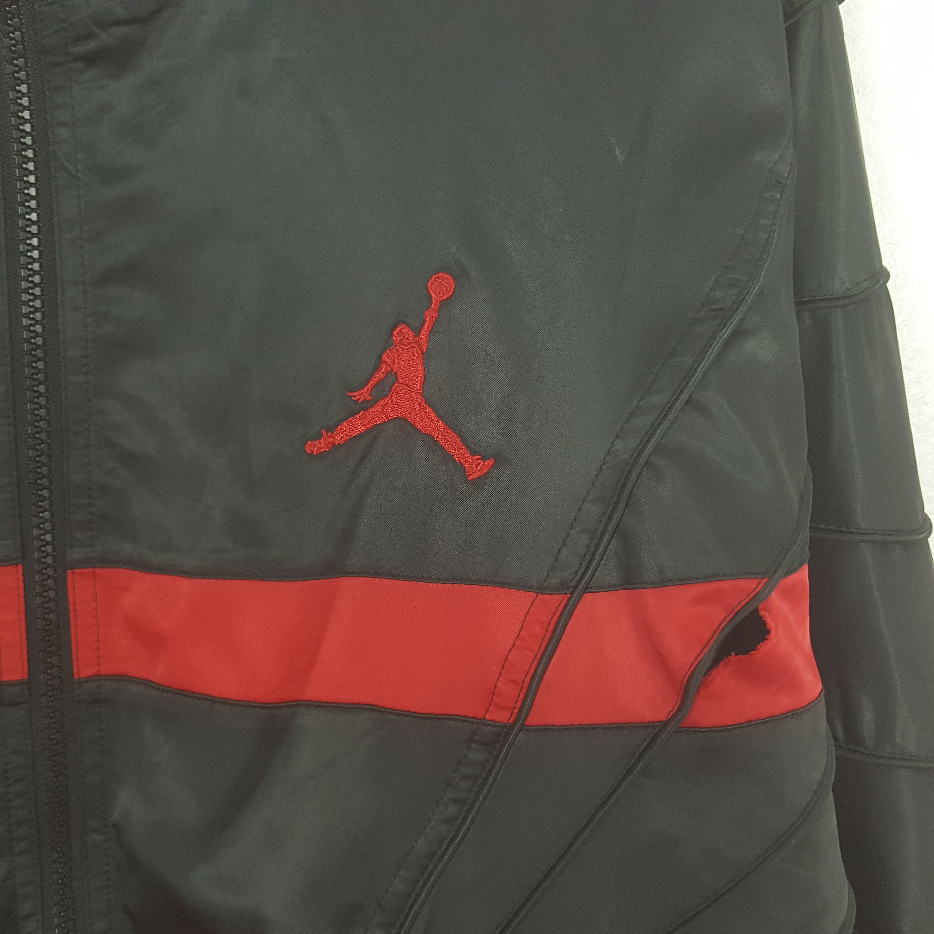 Jordan Brand Vintage Nike Jordan Windbreaker Jacket Size US XXL / EU 58 / 5 - 2 Thumbnail