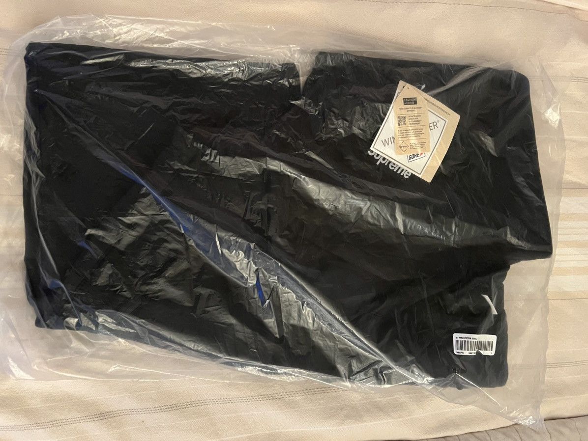 Supreme Supreme Windstopper Overall Black Snow Bib Men’s Size Large Size US 34 / EU 50 - 4 Thumbnail