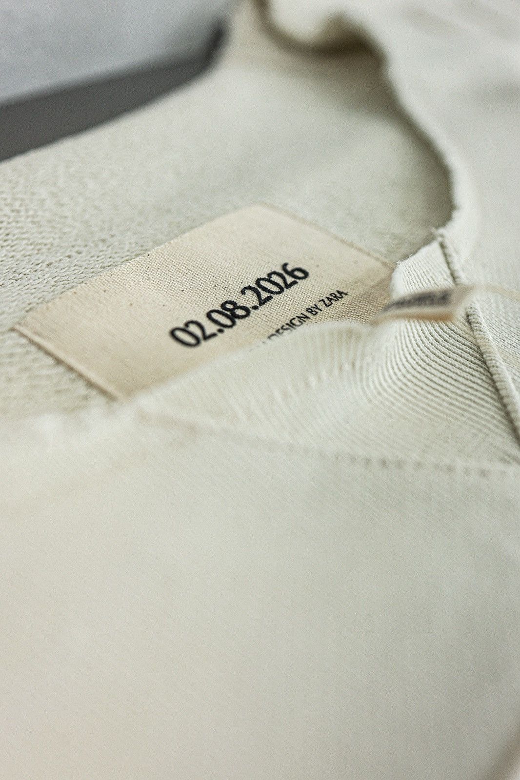 Zara Bad Bunny x Zara Size US L / EU 52-54 / 3 - 8 Thumbnail