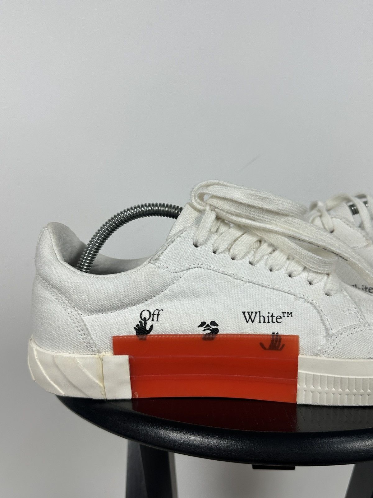 Off-White Off-White Vulcanized Virgil Abloh Low Top Sneakers Size US 9 / EU 42 - 17 Thumbnail