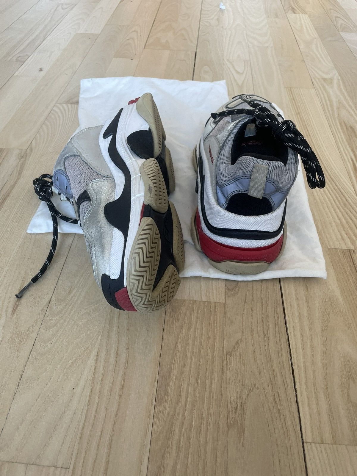 Balenciaga Balenciaga Triple S Size US 6 / IT 36 - 3 Thumbnail