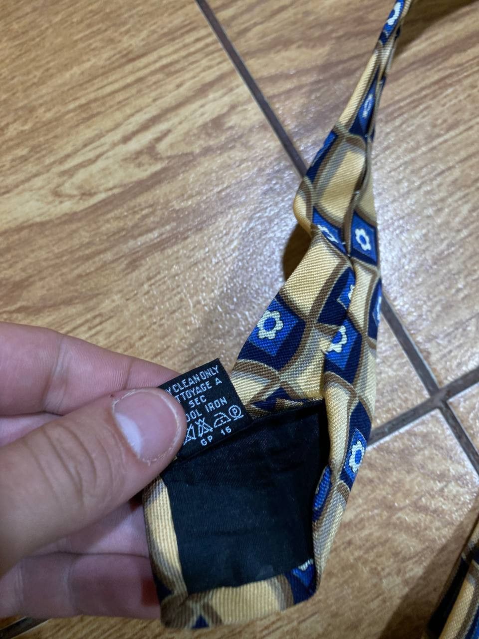 Hugo Boss Tie Vintage Hugo Boss One size luxury Y2K streetwear Size ONE SIZE - 3 Thumbnail