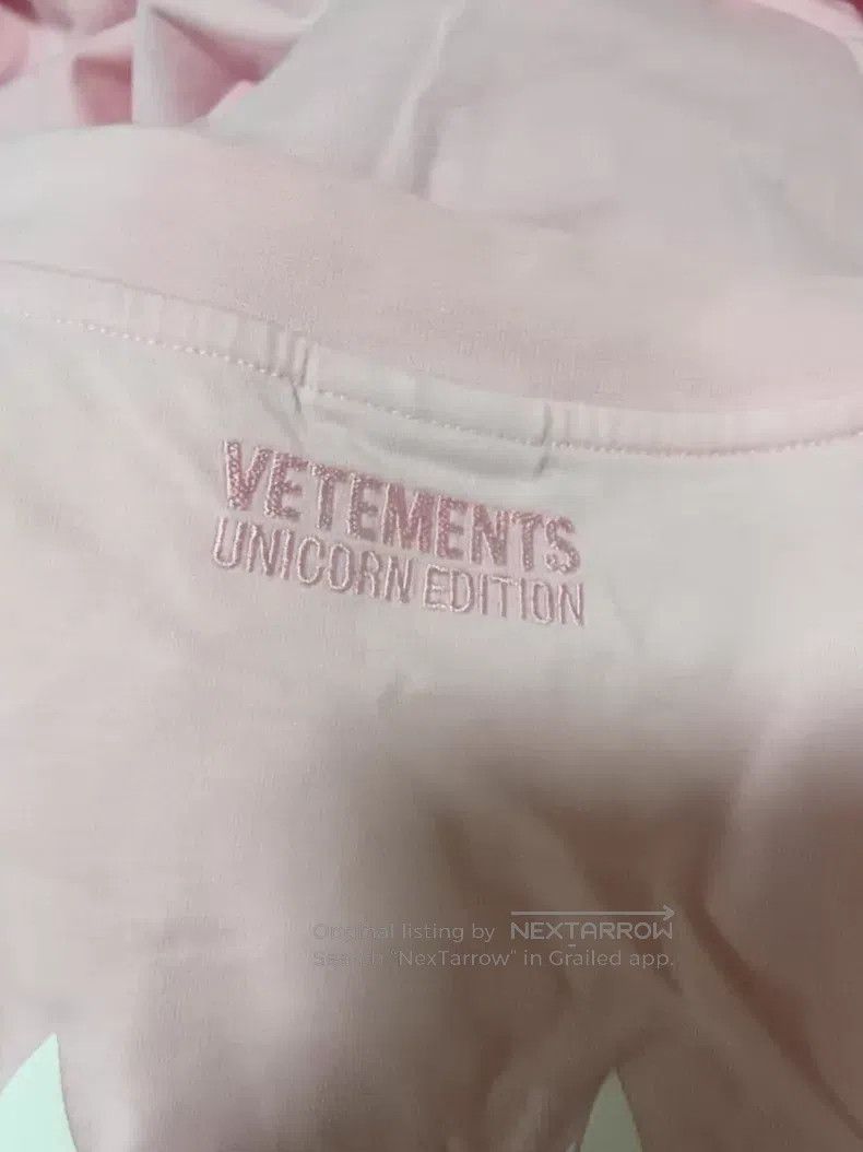 Other VETEMENTS Unicorn T-Shirt Size US S / EU 44-46 / 1 - 4 Thumbnail