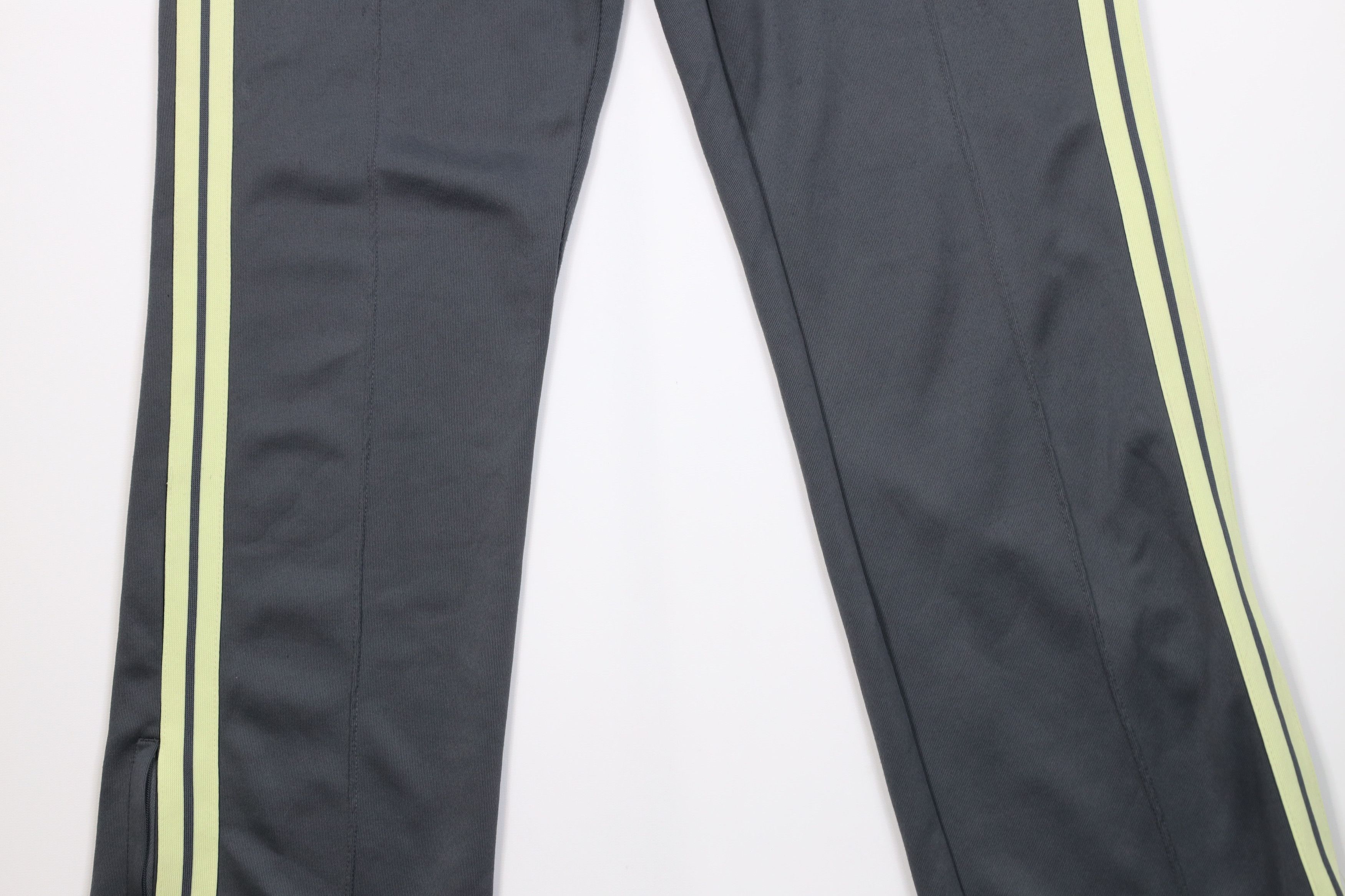 Nike Vintage Y2K Nike Mini Swoosh Flared Wide Leg Sweatpants Size 30" / US 8 / IT 44 - 3 Thumbnail
