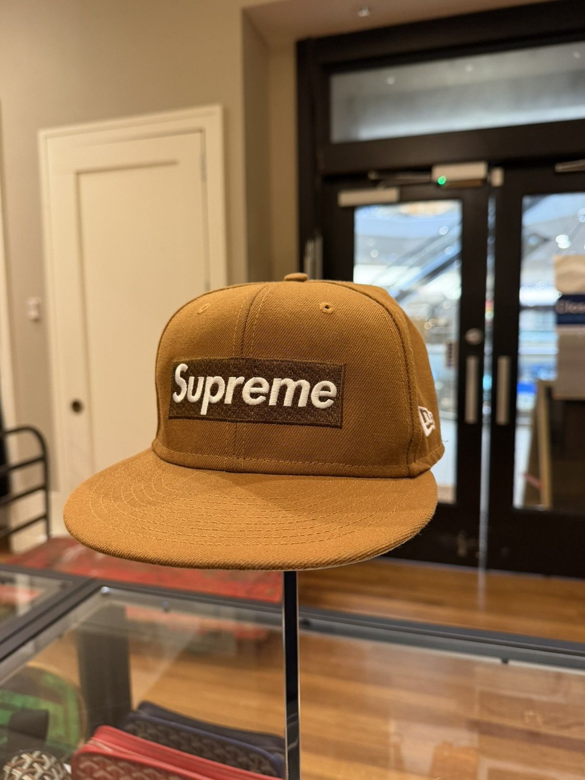 New Era × Supreme Supreme Money Box Logo New Era Fitted Hat | Grailed