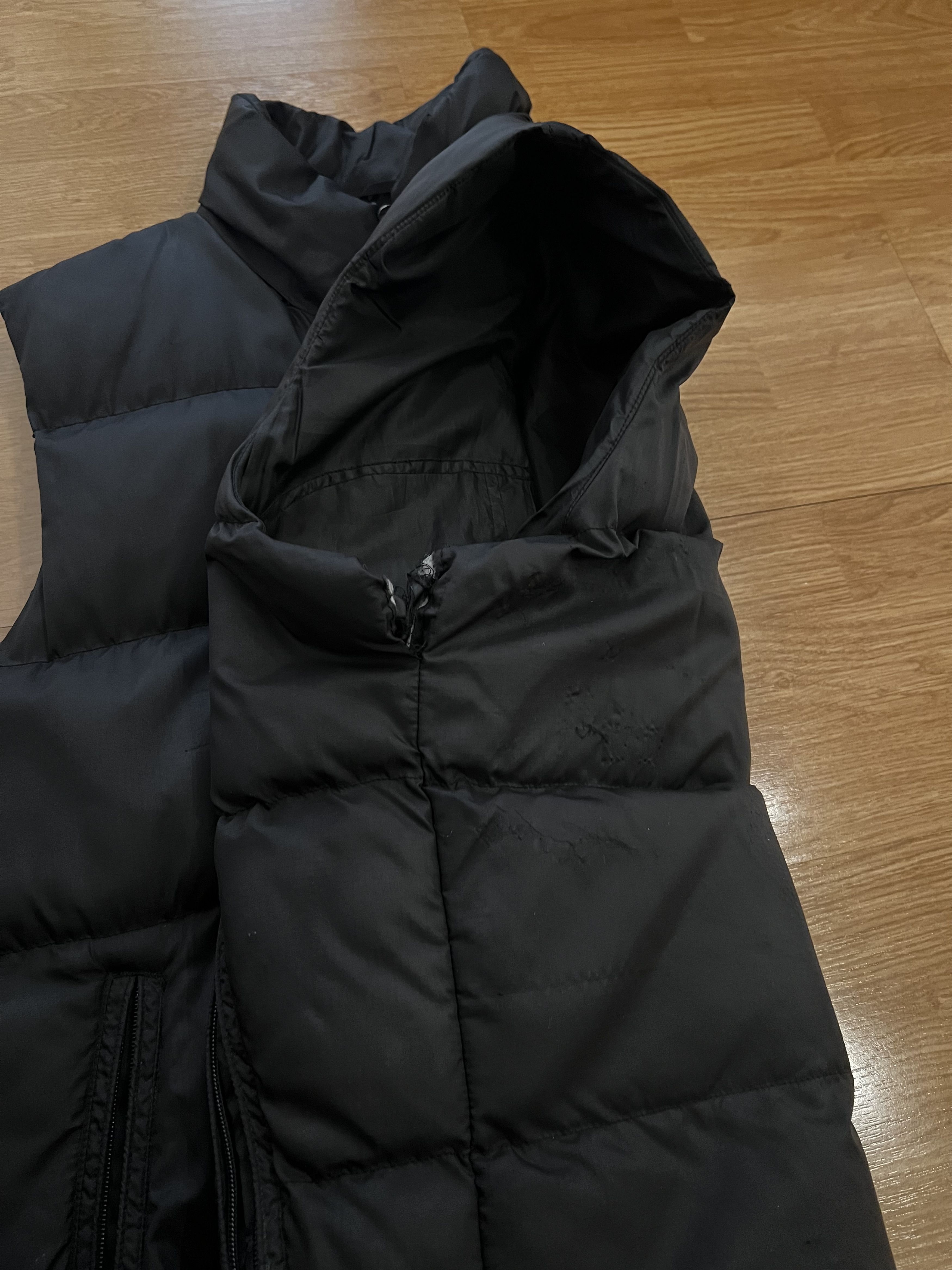 Vintage Black Puffer Gilet Vest Jacket Size US M / EU 48-50 / 2 - 11 Thumbnail