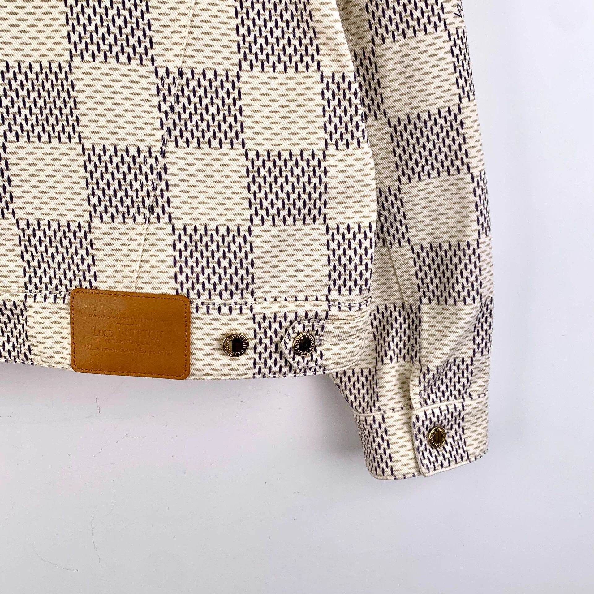 Louis Vuitton LW0028 Louis Vuitton 2022 Color Block Sleeve Denim Jacket, Size XS / US 0-2 / IT 36-38 - 4 Thumbnail