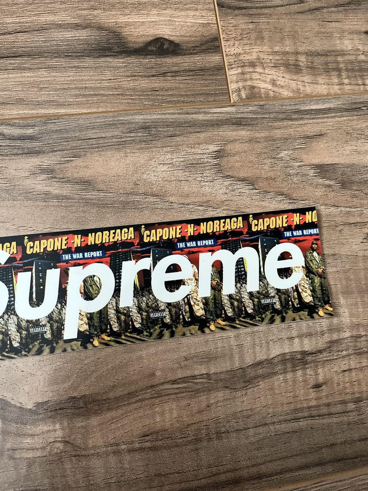 Supreme Supreme CNN Capone N Noreaga War Report Box Logo Sticker Size ONE SIZE - 3 Thumbnail