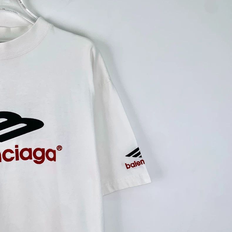 Balenciaga Balenciaga White logo monogram embroidered cotton crewneck Size US XXS / EU 40 - 3 Thumbnail