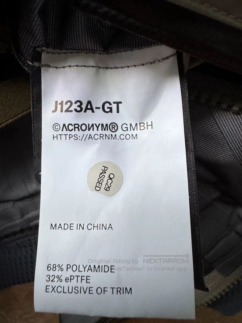 Acronym Acronym J123A-GT 3L Gore-Tex Jacket. Size US XS / EU 42 / 0 - 5 Thumbnail