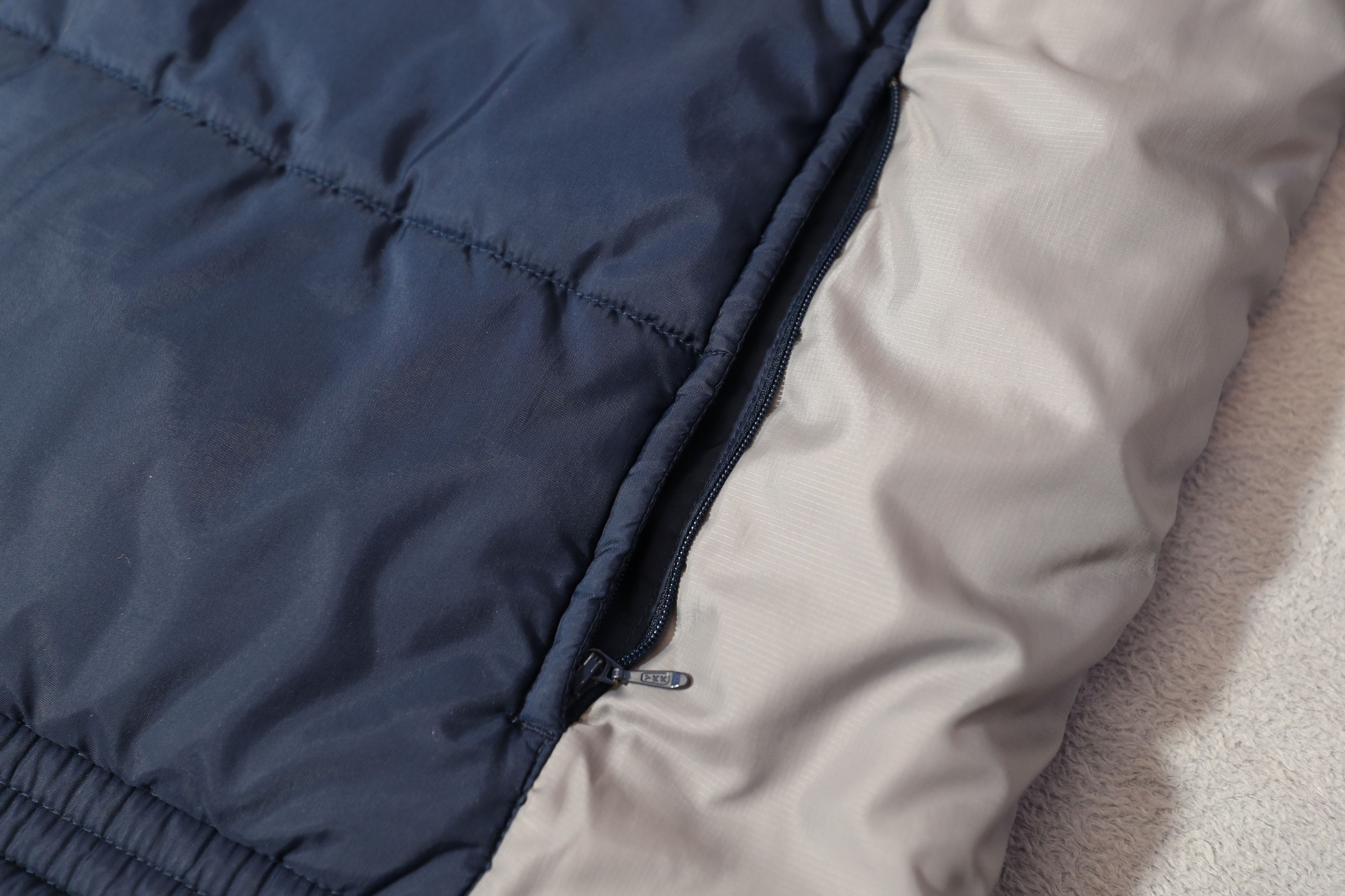 Nike Nike Vintage Reversible Navy/Gray Puffy Nike Jacket (XL) Size US XL / EU 56 / 4 - 11 Thumbnail