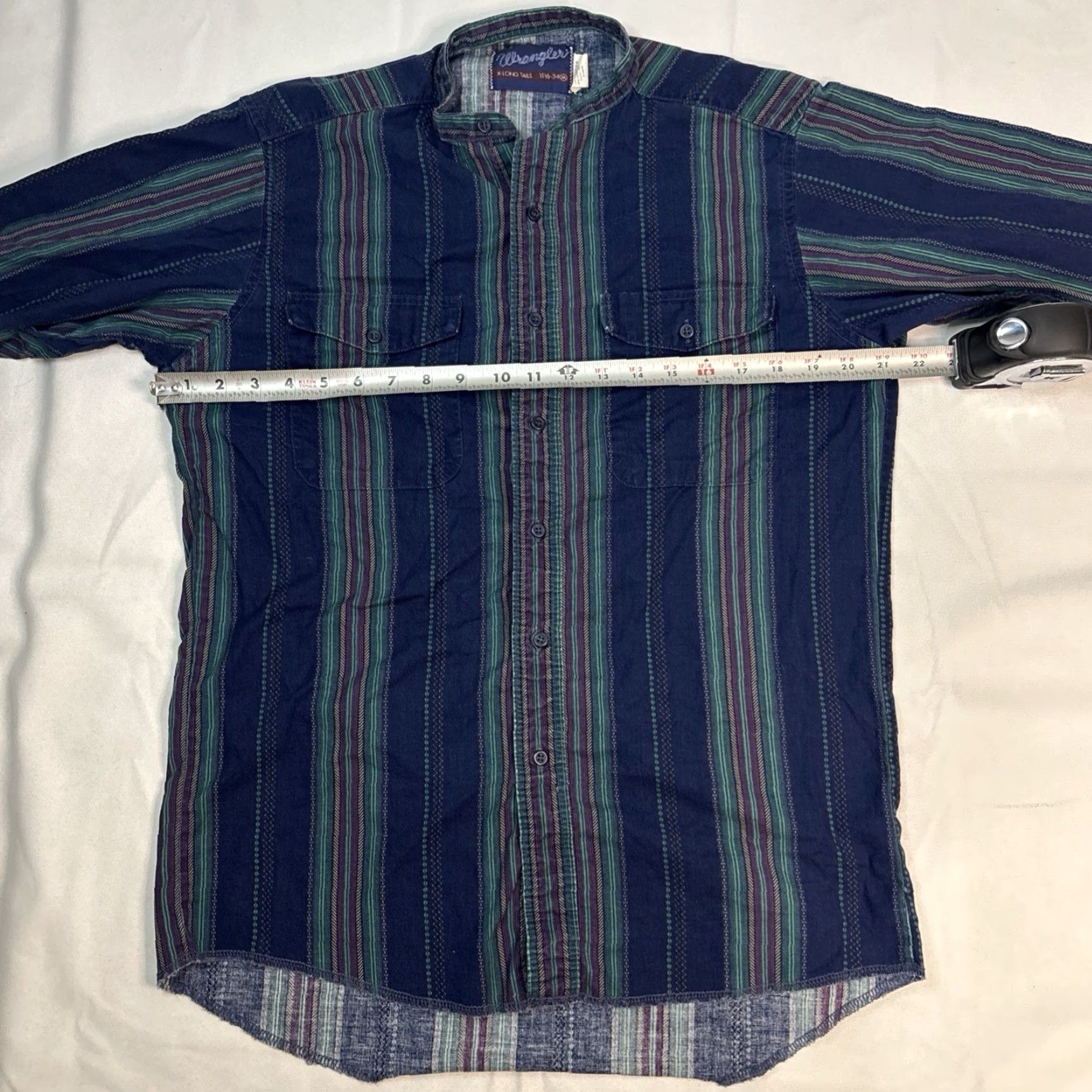 Wrangler VINTAGE Wrangler Collarless Button-Up Shirt Western Men’s M 15-1/2 X 34 Striped Blue Long Sleeve Size 15.5 Mens Size US L / EU 52-54 / 3 - 4 Thumbnail