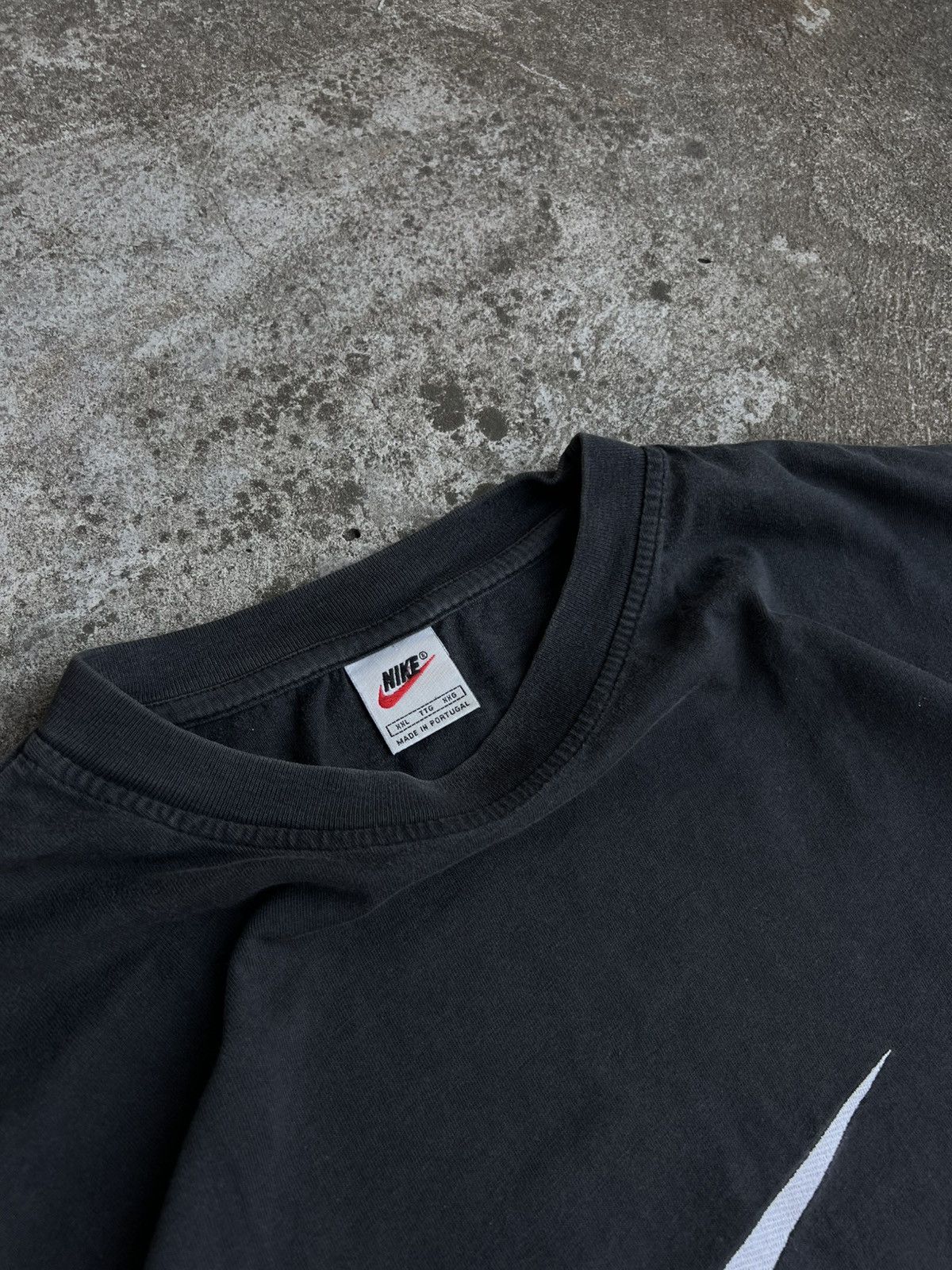 Nike × Vintage Crazy Vintage Nike T-shirt 3D Swoosh 90s Style Nike Size US XL / EU 56 / 4 - 4 Thumbnail