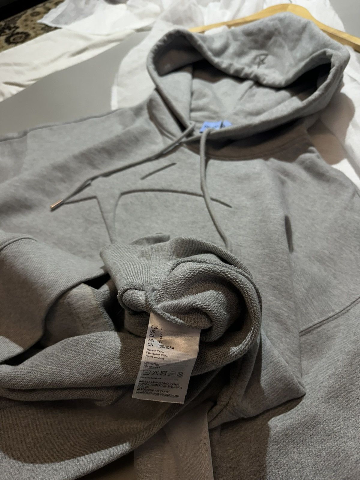 H&M × Mugler H&M & Mugler Star Motif Hoodie Oversized Light Gray Men's sz Size US L / EU 52-54 / 3 - 8 Thumbnail