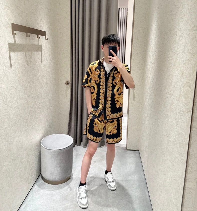 Versace Versace Silk shirt Size US XL / EU 56 / 4 - 7 Thumbnail