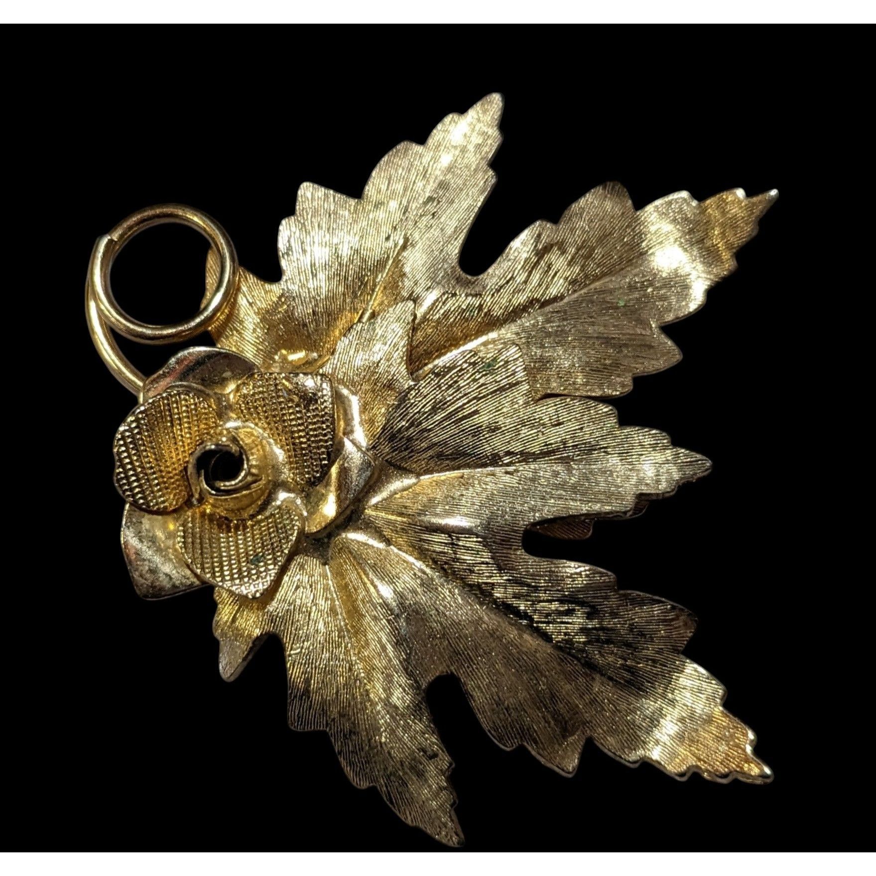 Other Vintage Gold Tone Leaf And Rose Textured Brooch Size ONE SIZE - 2 Thumbnail