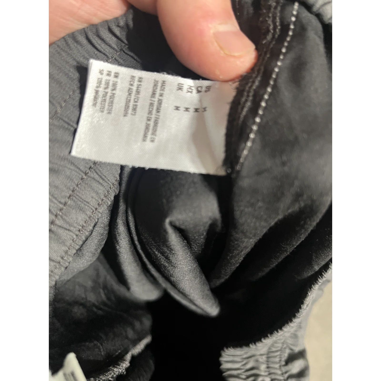 American Eagle Outfitters American Eagle Outfitters Wind Pants Gray Women's M Regular Pants Windbreaker Logo Pockets Casual Workwear 90s? Size 32" / US 10 / IT 46 - 6 Thumbnail
