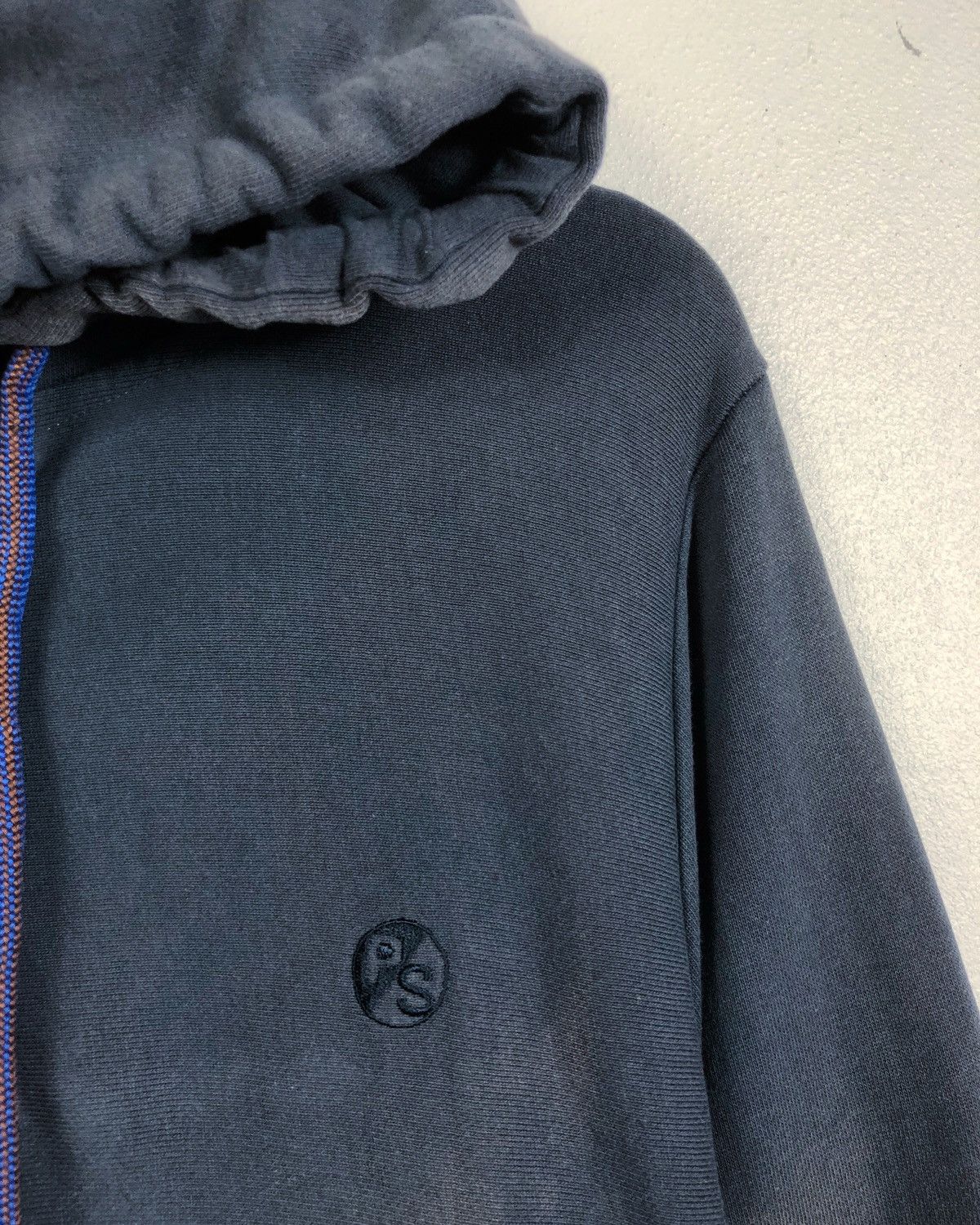 Paul Smith Rare Vintage Paul Smith Faded Hoodie Sweatshirt Size US L / EU 52-54 / 3 - 3 Thumbnail