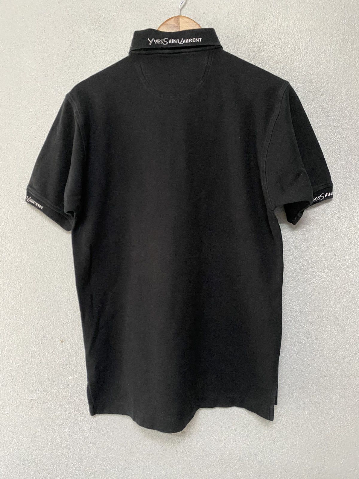 Yves Saint Laurent Yves Saint Laurent logo polos B4 Size US L / EU 52-54 / 3 - 3 Thumbnail