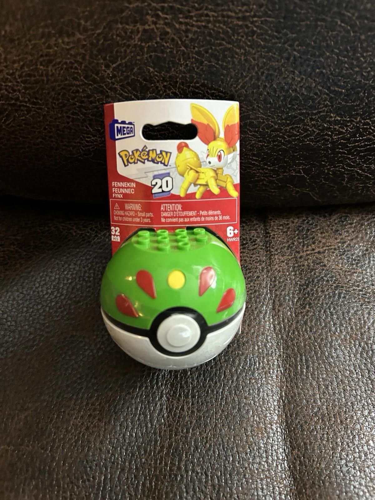 Metallica POKEMON Mega Construx SPRIGATITO Poke ball 27 Pcs Size ONE SIZE - 1 Preview