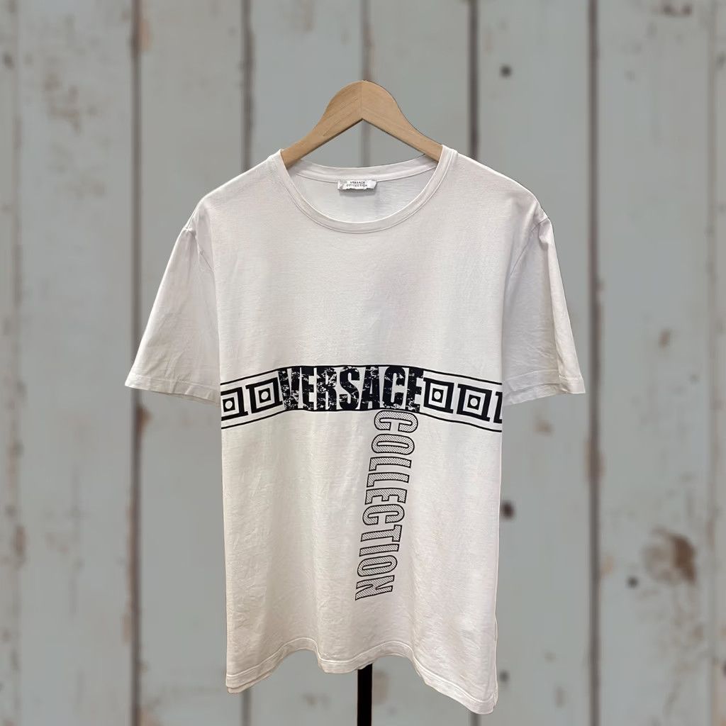 Versace VINTAGE Versace T-Shirt Men XL White Retro Gianni Versace T-Shirt Rare Hype Y2K White XL/XXL Mens Retro 90s Size US XL / EU 56 / 4 - 1 Thumbnail
