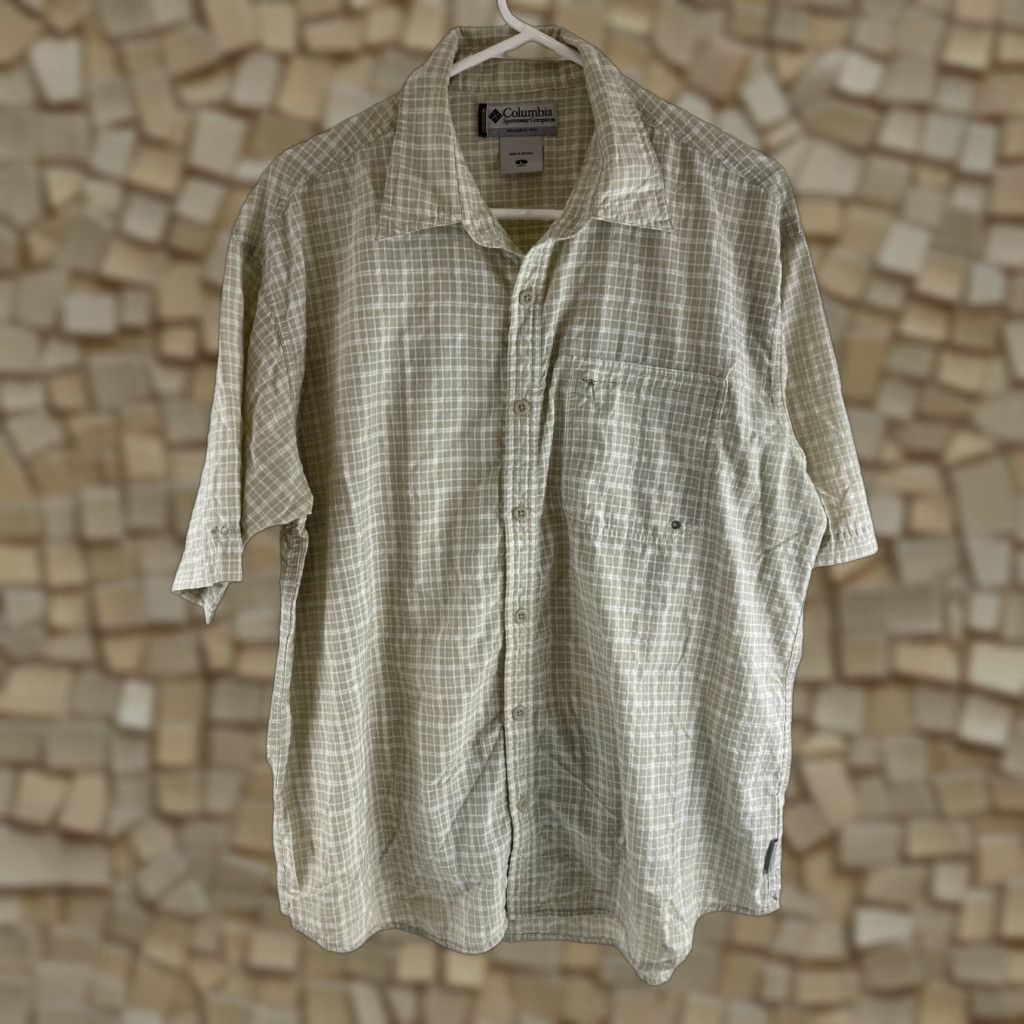 Vintage Columbia Shirt Men's Size Large Greenish Tan White Plaid Button Up Vented Pocket Size US L / EU 52-54 / 3 - 1 Thumbnail