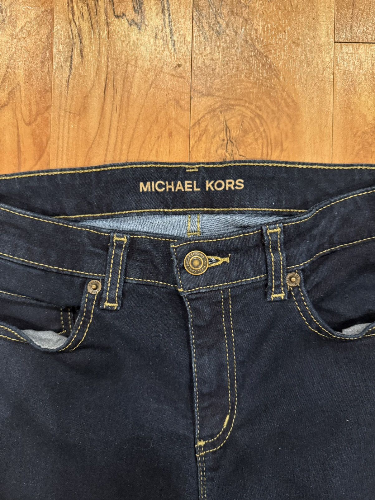 Michael Kors Michael Kors Izzy Skinny Jeans- Dark Wash, Mid-Rise Size 8 Size 30" / US 8 / IT 44 - 5 Thumbnail