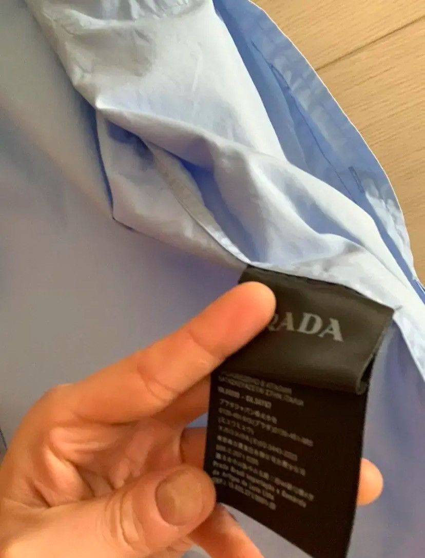 Prada Prada big logo shirts Size US M / EU 48-50 / 2 - 3 Thumbnail