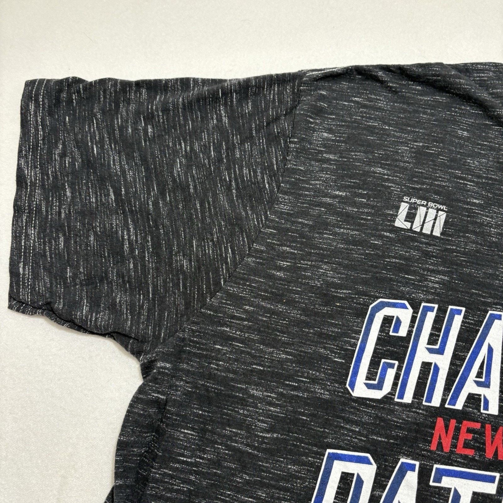 NFL New England Patriots XL Graphic TShirt SuperBowl LIII Champs Size US XL / EU 56 / 4 - 5 Thumbnail