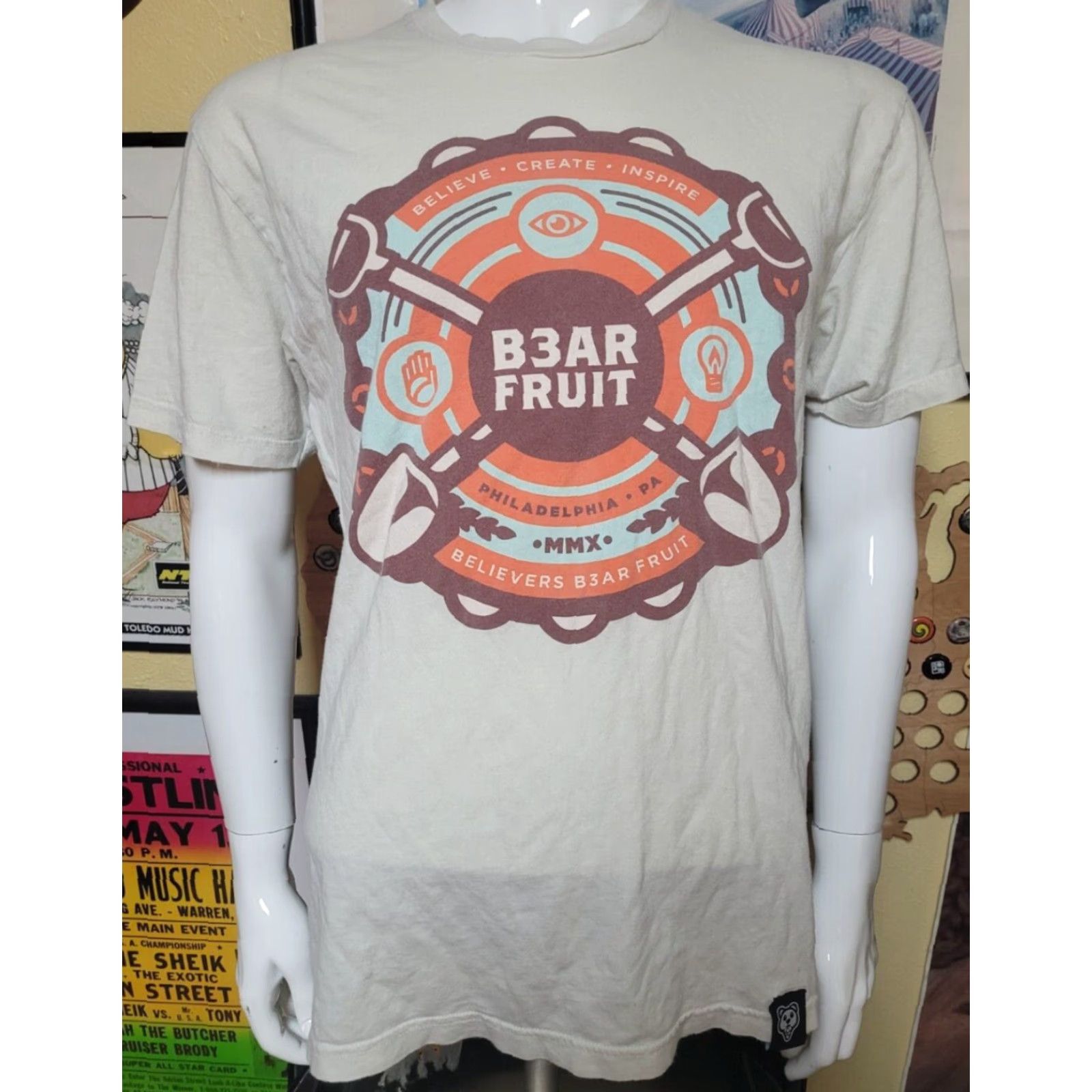Vintage B3ar Fruit T Shirt Large Ivory Men Short Sleeve Crew Neck Graphic Tee Streetwear Philadelphia PA Believe Create Inspire Size US L / EU 52-54 / 3 - 2 Thumbnail