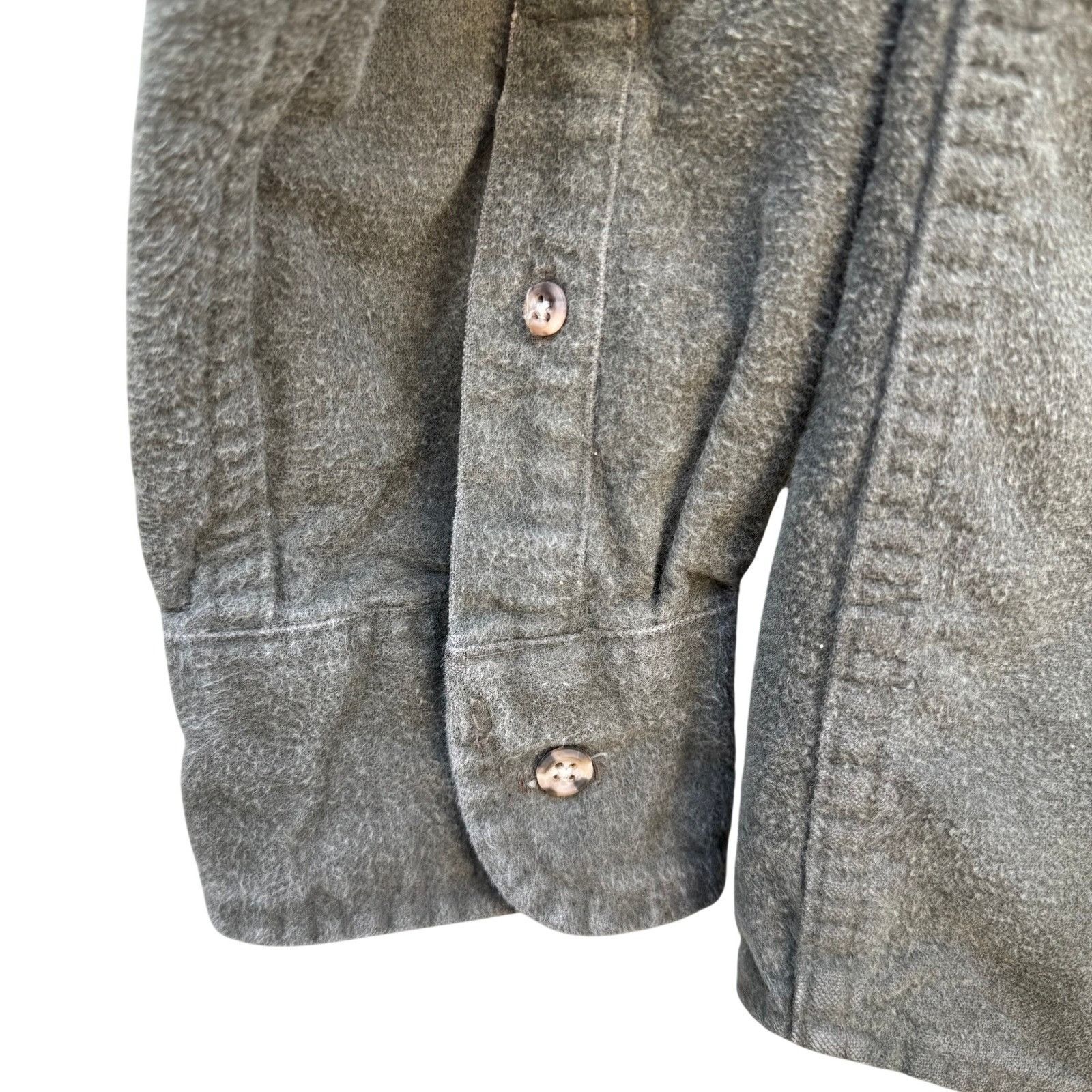 Eddie Bauer Eddie Bauer Vintage Mens Olive Green Heavy Cotton Chamois Sh Size US L / EU 52-54 / 3 - 9 Thumbnail