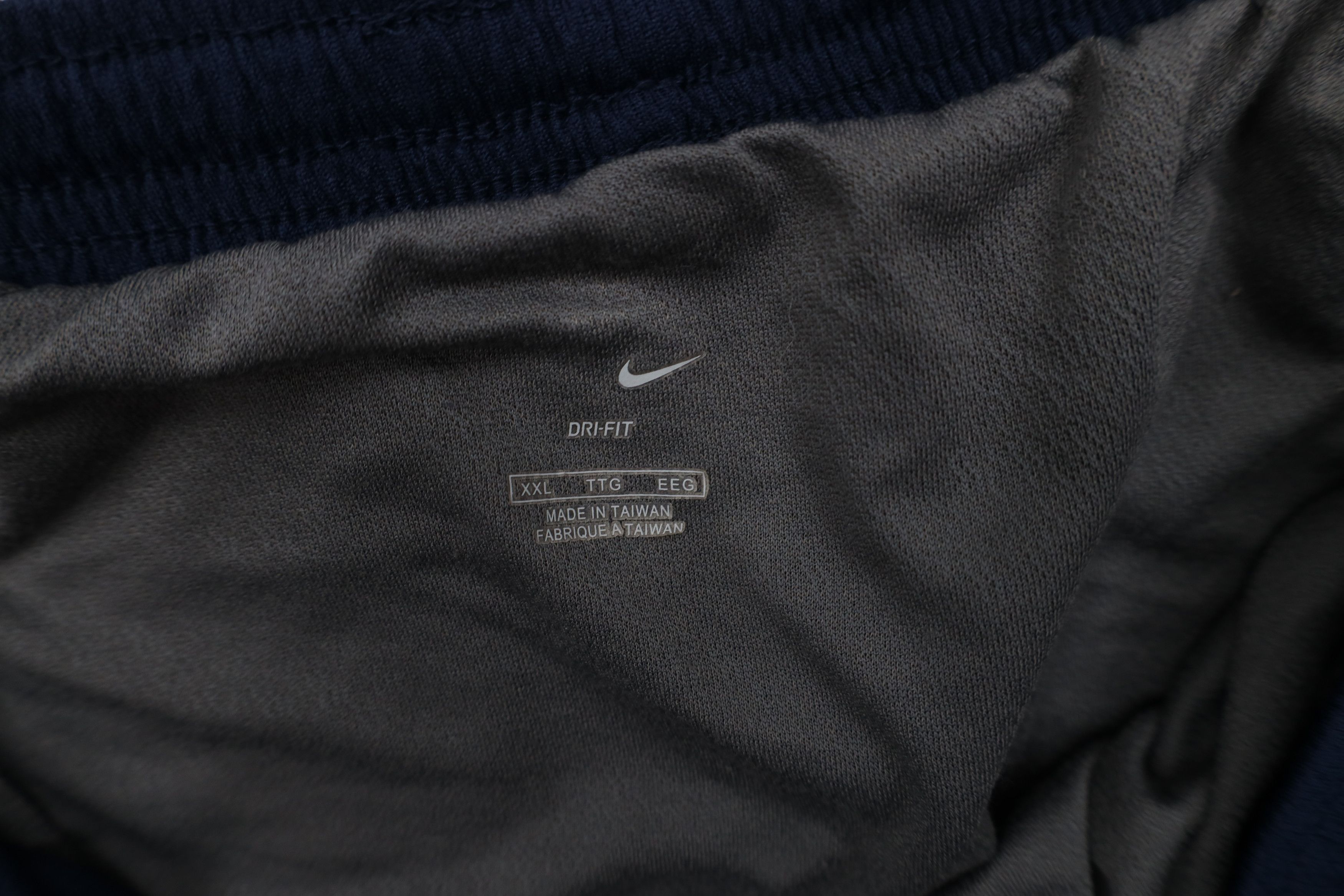 Nike Vintage Nike Scott Mini Swoosh Above Knee Lined Shorts Blue Size US 38 / EU 54 - 6 Thumbnail