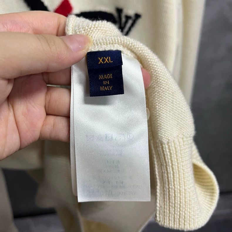 Louis Vuitton Louis Vuitton Off-white clock crewneck pullover long-sleev Size US XXL / EU 58 / 5 - 4 Thumbnail