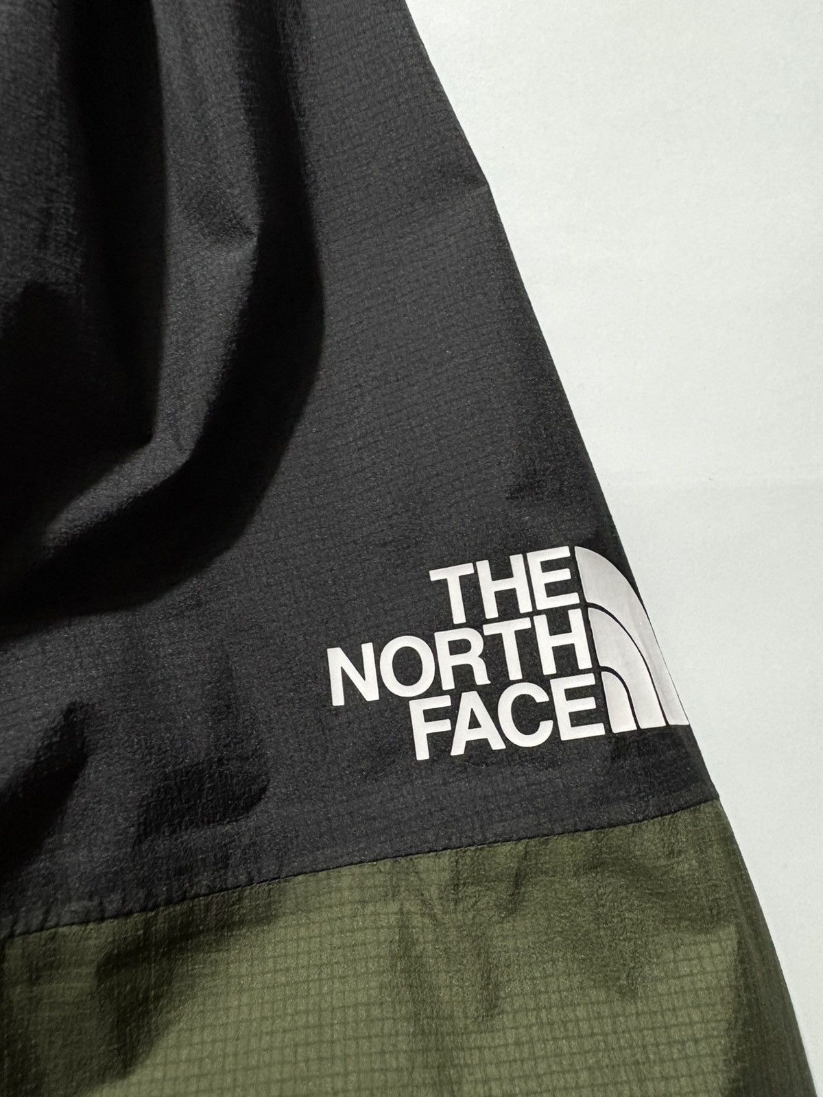The North Face × Undercover THE NORTH FACE-UNDERCOVER SOUKUU HIKE PACKABLE LIGHT SHELL Size US S / EU 44-46 / 1 - 6 Thumbnail