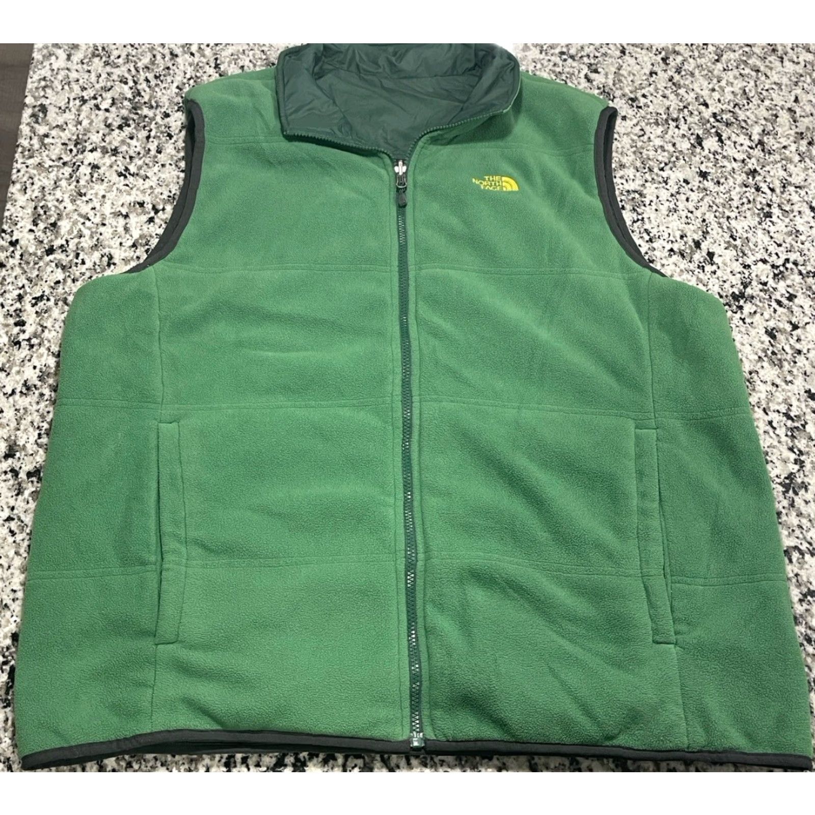 The North Face VINTAGE The North Face Reversible Fleece Vest Sweater Jacket Men XL Green Casual Winter Size US XL / EU 56 / 4 - 2 Thumbnail