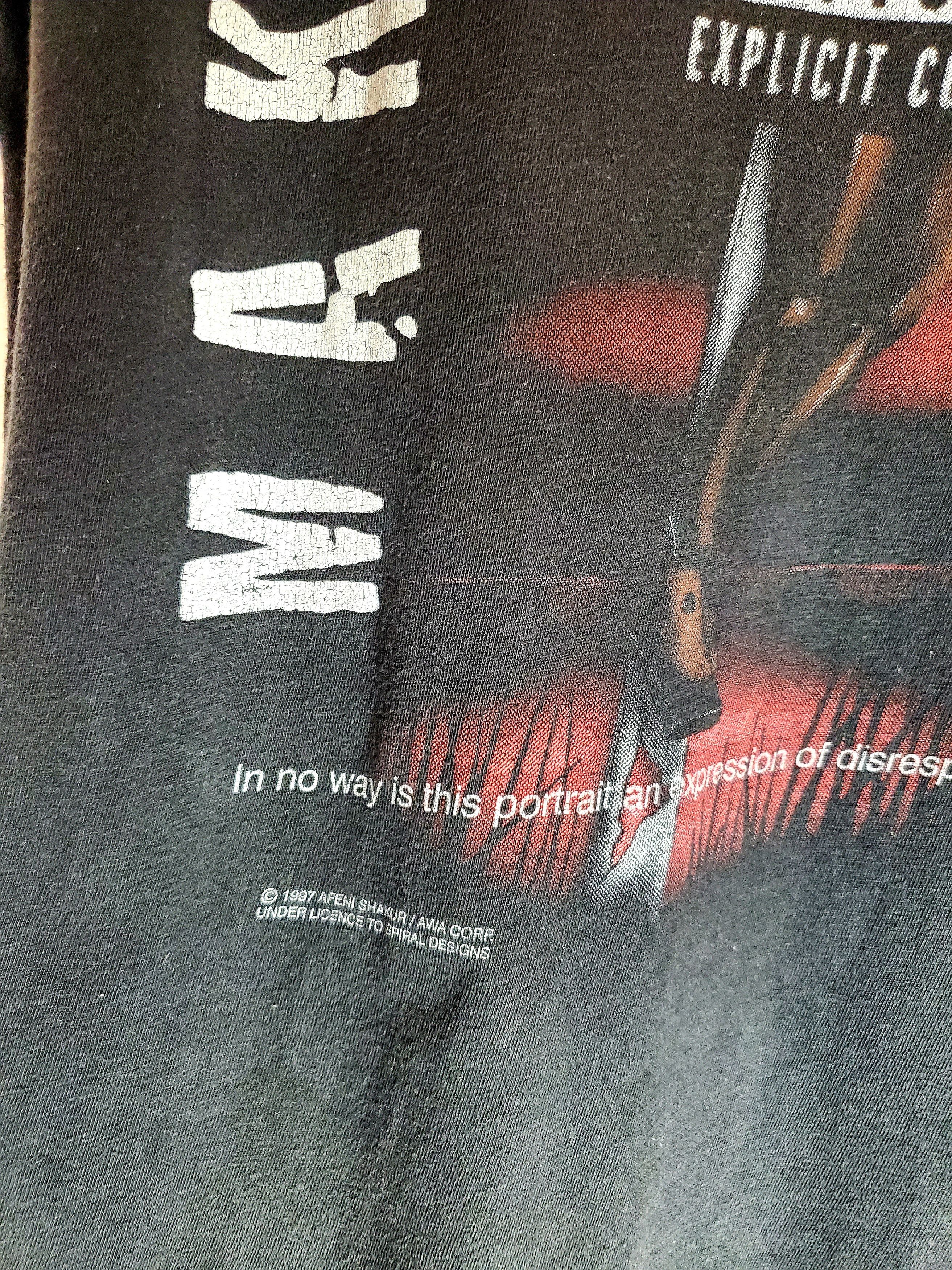 Rap Tees Vintage 90s Makaveli Family Tshirt rap tee size L Size US L / EU 52-54 / 3 - 6 Thumbnail